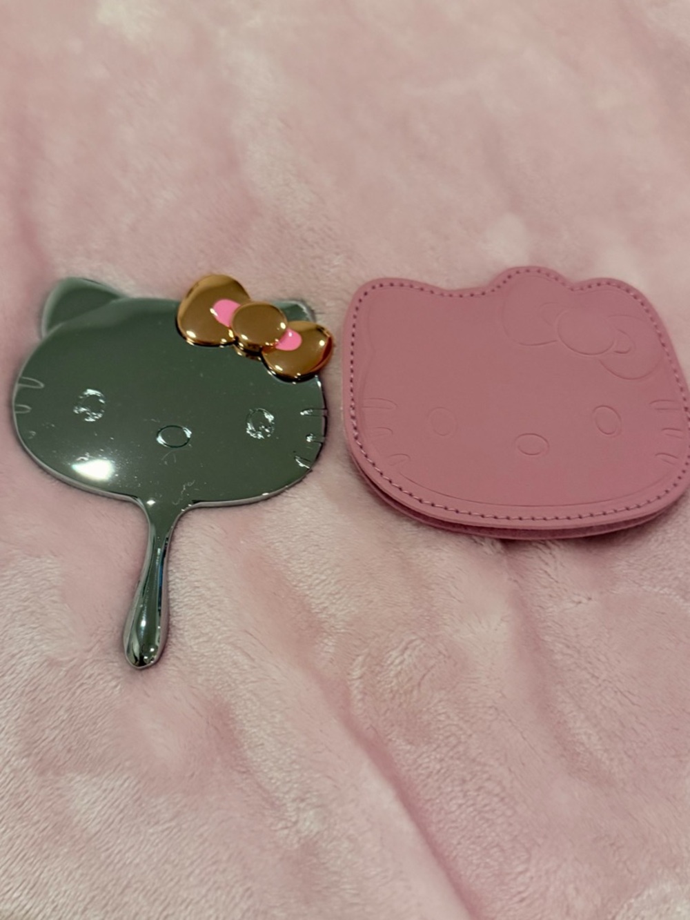 Hello Kitty Silver Hand Mirror with Pink Case and Gold Bow